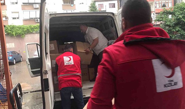 Türk Kızılay'ı Kdz. Ereğli Şubesi afet bölgesine yardıma gitti