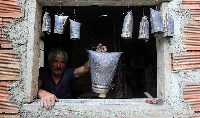 Unutulmaya yüz tutmuş 'Kelek' sanatı onun ellerinde canlanıyor