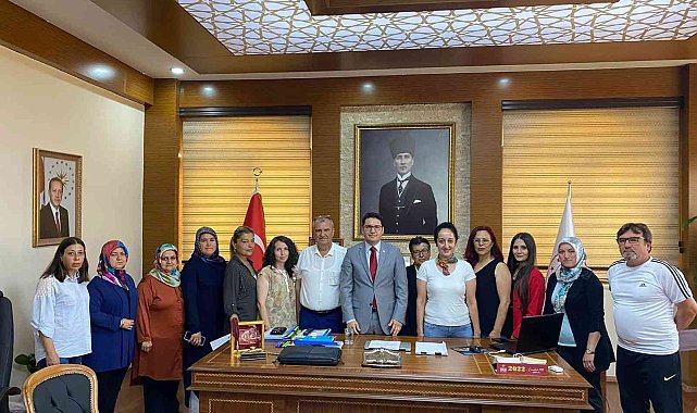 Usta öğreticilere Kaymakam Göktaş'tan teşekkür belgesi