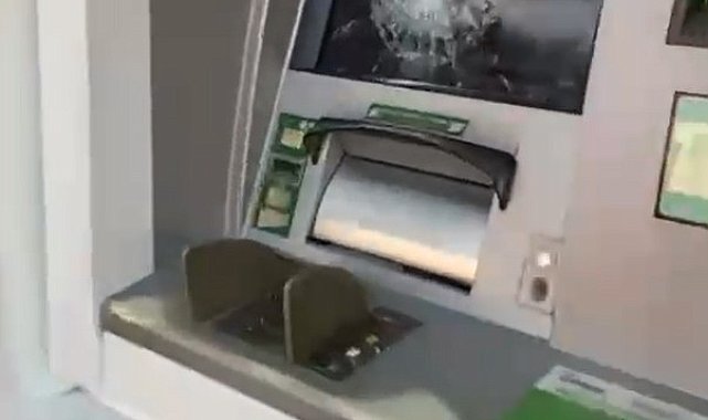 Yalova'da 6 ATM'ye çekiçli saldırı