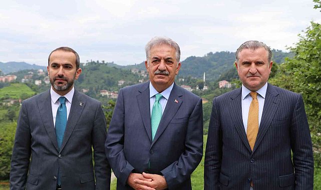 AK Parti Genel Başkan Yardımcısı Hayati Yazıcı 'Çay kanunu' eleştirilerine açıklık getirdi