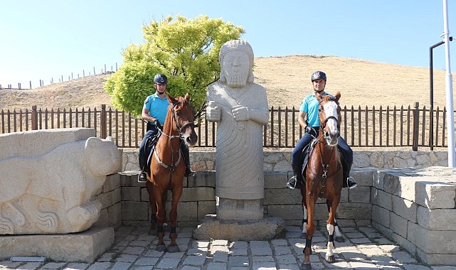 Atlı Jandarma Timi Malatya'da görevde