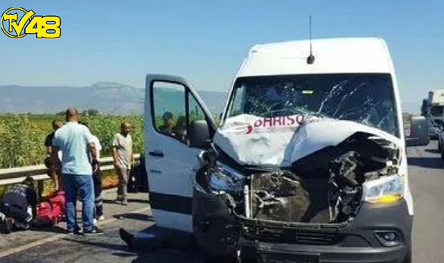 Aydın'da feci kaza! Yolcu minibüsü kamyonete çarptı: 10 yaralı