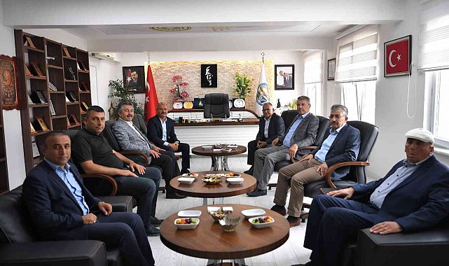 Başkan Büyükkılıç, Felahiye Belediyesi'ni ziyaret etti