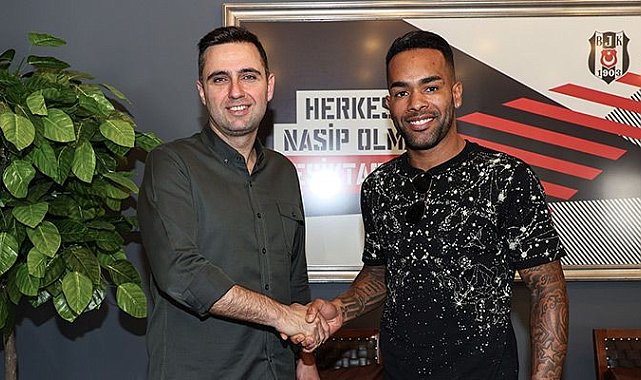 Beşiktaş'ta Alex Teixeira ile yollar ayrıldı