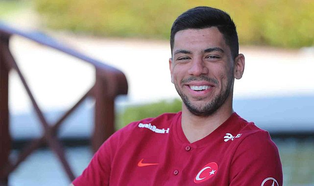 Cenk Özkacar: "Milli Takım listesinde ismimi görünce ağladım"