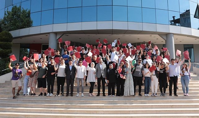 Geleceğin diplomatları Gürsu'dan yetişiyor