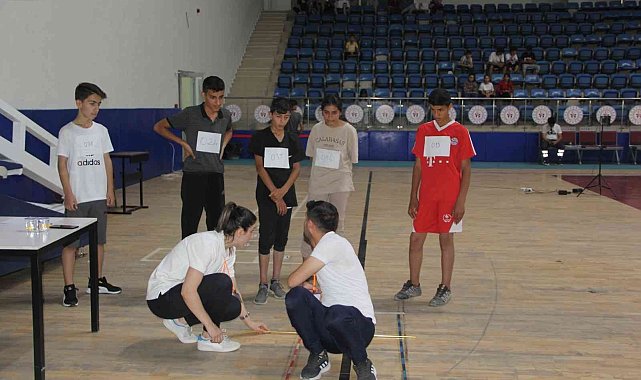 Hakkari'de öğrenciler spor lisesine girmek için ter döktü