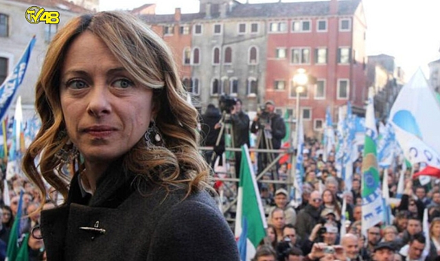 İtalya'da Giorgia Meloni rüzgârı: Aşırı sağcı lider, ülkenin ilk kadın başbakanı olabilir!