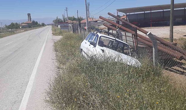 Konya'da otomobiller çarpıştı: yaralı