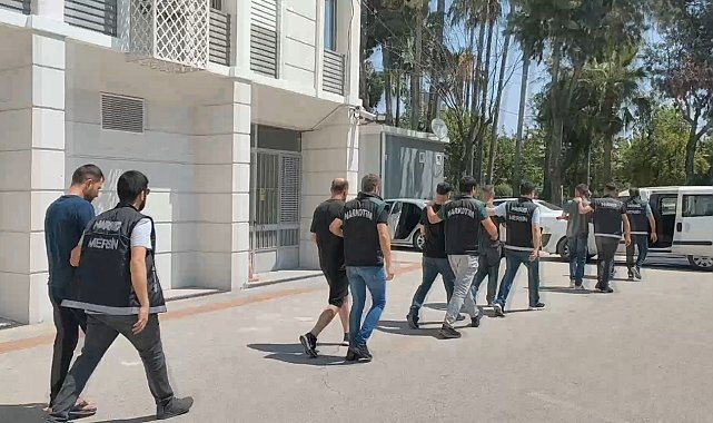 Mersin'de uyuşturucu operasyonu; 10 'torbacı' yakalandı