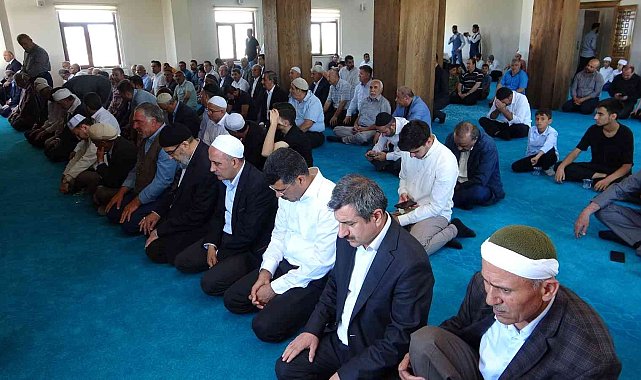 Van'da İkra İlim ve İrfan Kur'an Kursu açıldı