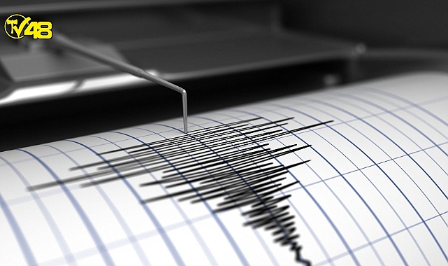 EGE DENİZİNDEKİ 5.3'LÜK DEPREM KORKUTTU!