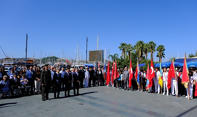 Bodrum'da Gaziler Günü Belediye Meydanında Kutlandı