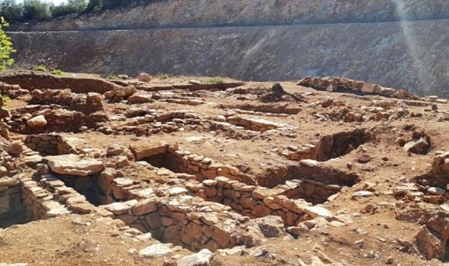 Bodrum'da Sel Kapanı Projesinde 20 Antik Mezar Ortaya Çıktı