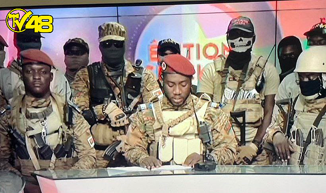 Burkina Faso'da Askeri Darbe!