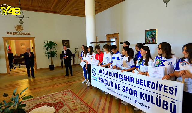 Şampiyon Sporculardan Başkan Gürün'e Ziyaret