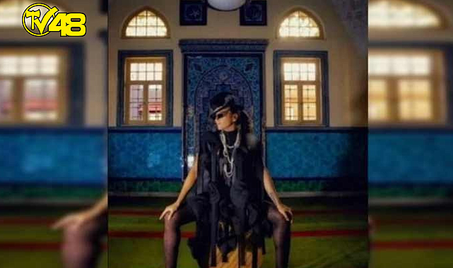 Eda Taşpınar'a camide çektirdiği fotoğraf nedeniyle soruşturma açıldı