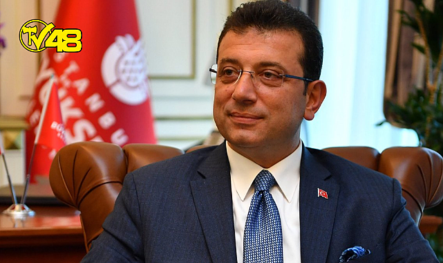 Ekrem İmamoğlu, anne ve babasıyla birlikte Umre'ye gidiyor