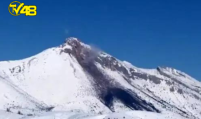 Kahramanmaraş'ta deprem sonrası 'yanardağ' paniği! 'Kocaman dağ yanıyor'