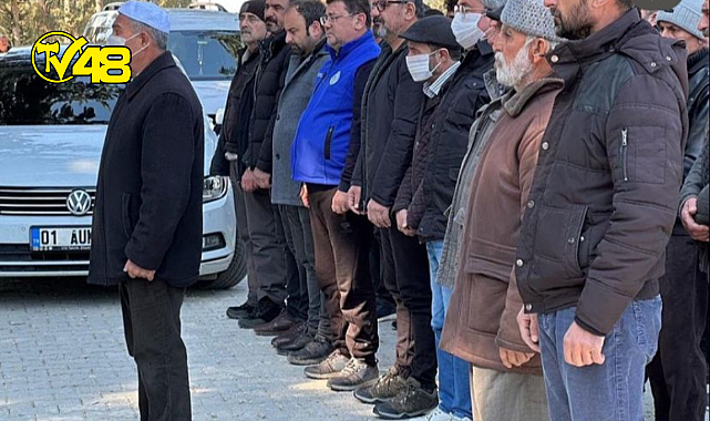 Muhammet Tokat: Kadın Kolları Başkanımız Berrin Naz'ın ablası Nesrin Ablamızı Adana'nın Karataş İlçesinde toprağa verdik