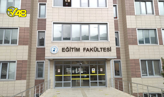 Pamukkale Üniversitesi'nde kendisini dördüncü aşağı bırakan öğrenci ağır şekilde yaralandı