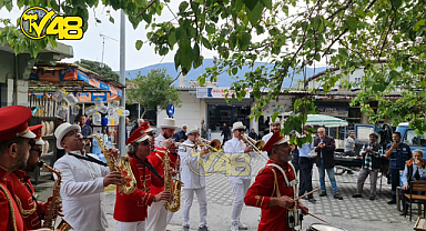 1 MAYIS EMEK VE DAYANIŞMA BAYRAMI MİLAS'TA COŞKU İLE KUTLANIYOR!