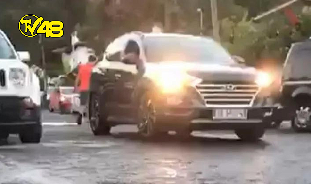 AKYAKA YOĞUNLUĞU KALDIRAMADI KANALİZASYON PATLADI