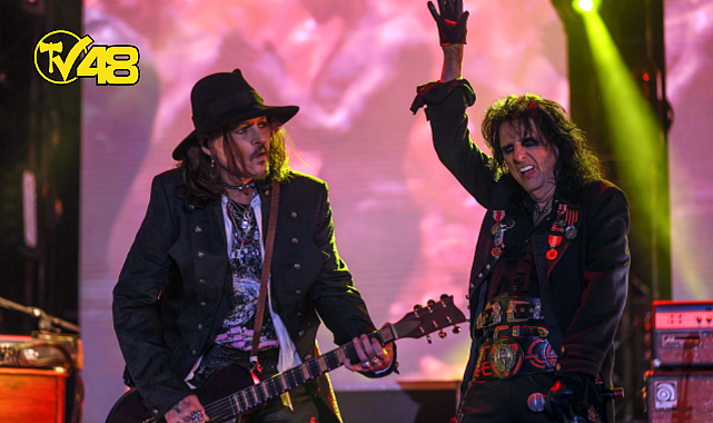 JOHNNY DEPP, HOLLYWOOD VAMPİRES İLE TÜRİYE'DE KONSER VERDİ