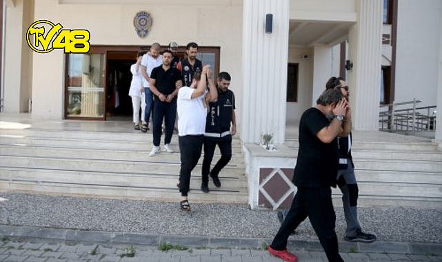 MUĞLA'DA FETÖ ÜYESİ OLDUKLARI İDDİA EDİLEN 6 KİŞİDEN 3'Ü TUTUKLANDI