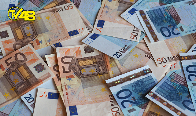 EURO'DA TARİHİ REKOR GELDİ! 30 LİRAYI AŞTI
