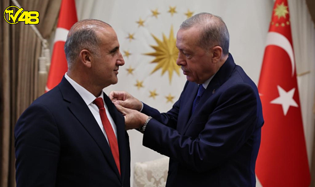 İNCİRLİOVA BELEDİYE BAŞKANI AYTEKİN KAYA, AK PARTİ'YE KATILDI
