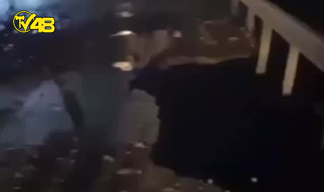 BODRUM TORBA'DA SU HATTI PATLADI, YOL ÇÖKTÜ!