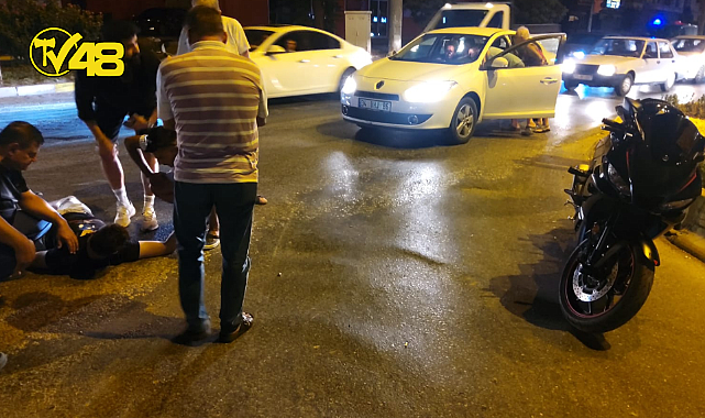MENTEŞ KAVŞAĞINDA OTOMOBİL MOTORSİKLETE ÇARPTI. 1 YARALI