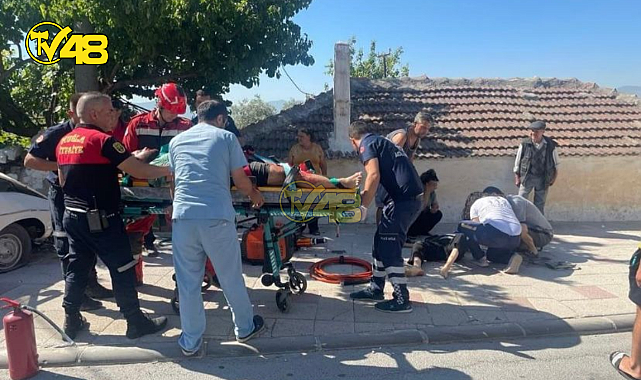 YATAĞAN'DA FRENİ PATLAYAN ARAÇ SÜRÜCÜSÜ YAYAYA ÇARPTI! KORKUNÇ KAZADA YAYANIN AYAĞI KOPTU