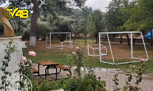 MUĞLA'DA OKUL BAHÇELERİNE OYUN ALANLARI KURULUYOR