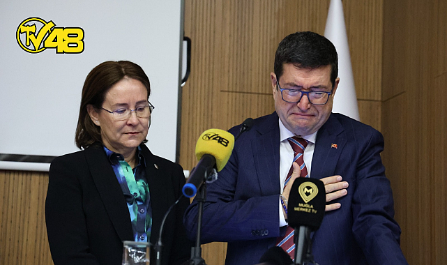 SAYLAK GÖZ YAŞLARIYLA GÖREVİNDEN İSTİFA ETTİ