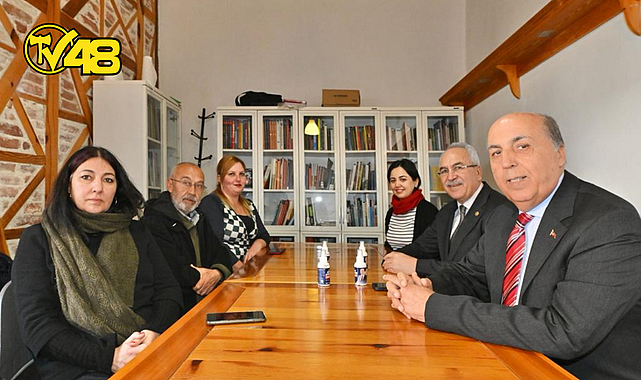 AK PARTİ ADAYI AYAYDIN, " MİMARLAR ODASI SADECE MAHKEME SALONUNDA KARŞILAŞILAN BİR STK OLMAMALI"