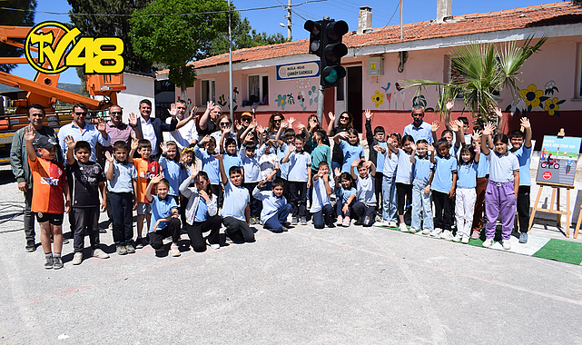 YENİKÖY KEMERKÖY ENERJİ, TRAFİK VE İLK YARDIM HAFTASI'NDA GELECEĞİN SÜRÜCÜLERİ OLAN ÇOCUKLAR İÇİN TRAFİK EĞİTİMİ VERDİ