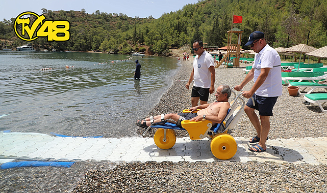 ENGELSİZ PLAJLARDA DENİZ KEYFİ