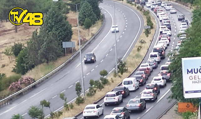 TATİLCİLERİN DÖNÜŞ YOLCULUĞU BAŞLADI