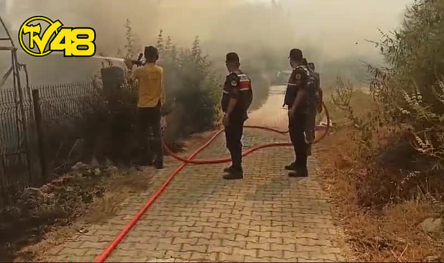 AYDIN’IN GERMENCİK İLÇESİNDEKİ YANGIN YERLEŞİM YERLERİNE SIÇRADI