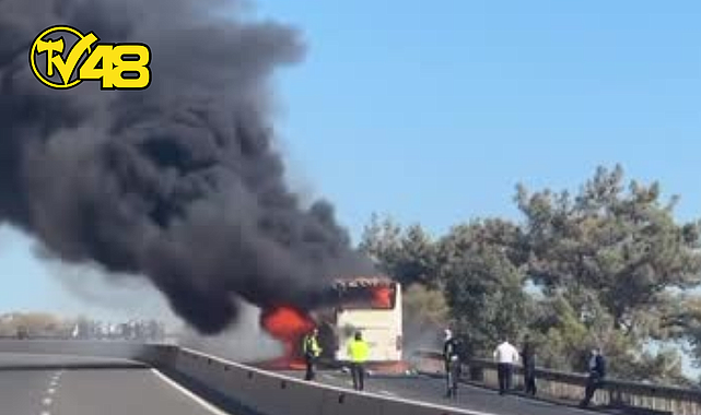 MUĞLA'DA SEYİR HALİNDEKİ ŞEHİRLERARASI YOLCU OTOBÜSÜNDE YANGIN ÇIKTI!