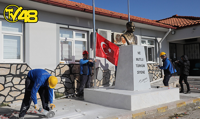 BÜYÜKŞEHİR İL GENELİNDE 248 ATATÜRK BÜSTÜ YAPTI