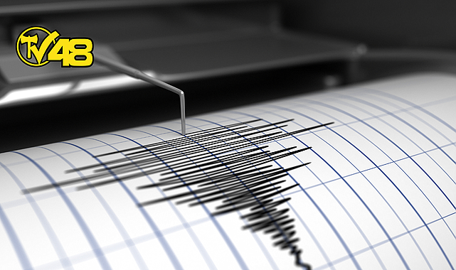 HATAY'DA 4 BÜYÜKLÜĞÜNDE DEPREM