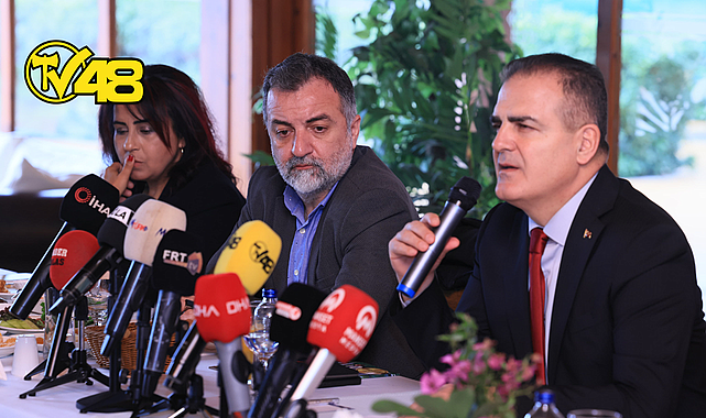 VALİ DR. İDRİS AKBIYIK,10 OCAK ÇALIŞAN GAZETECİLER GÜNÜ NEDENİYLE BASIN MENSUPLARIYLA BULUŞTU