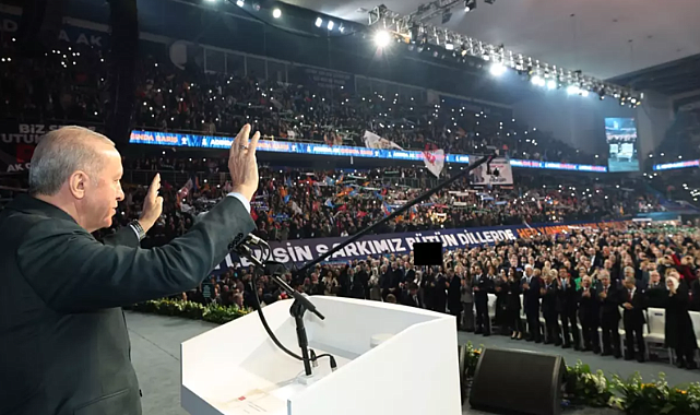 AK PARTİ'DE MYK'YA 9 YENİ İSİM GİRDİ