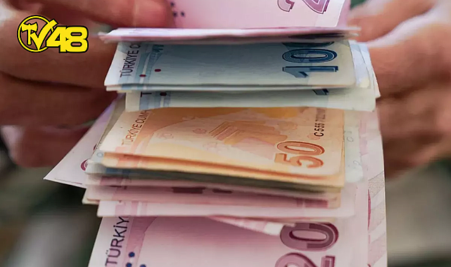MEMUR VE EMEKLİNİN BEKLEDİĞİ ZAM ORANI İÇİN İLK RAKAM NETLEŞTİ