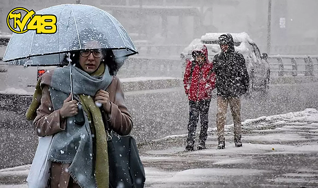 METEOROLOJİ 26 İLİ SARI KODLA UYARDI! İSTANBUL'A KAR YAĞIŞI GÖRÜNDÜ