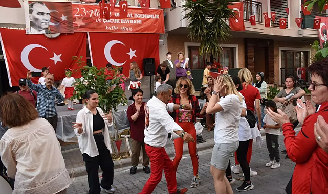 MARMARİS'TE 23 NİSAN COŞKUSU